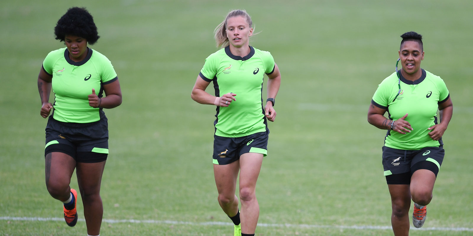 Zenay Jordaan (right) is the most experienced player on tour, while Nadine Roos (middle) and Roseline Botes (left) are two of the uncapped players.