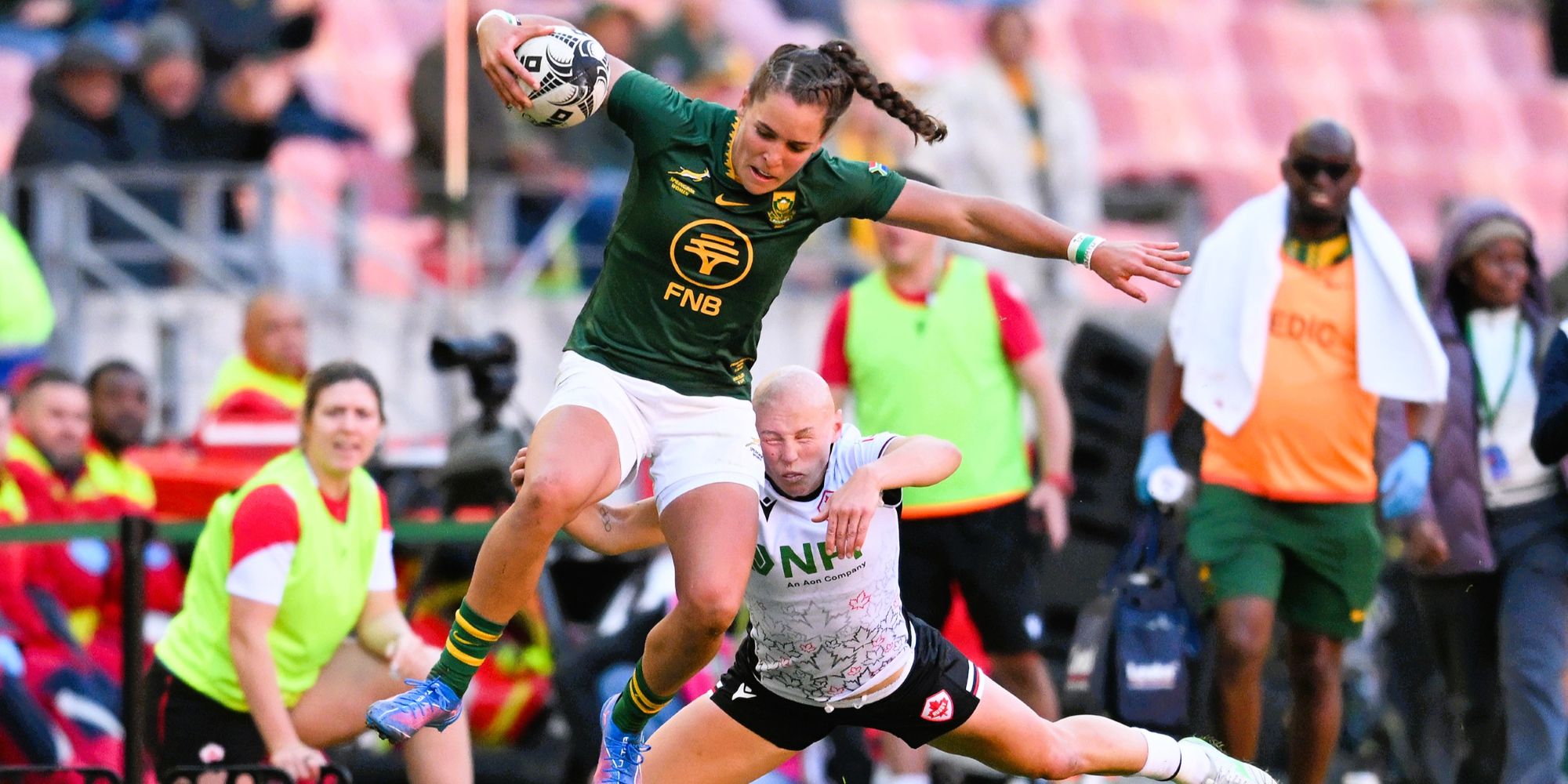 Jakkie Cilliers is stopped on her way to the tryline.