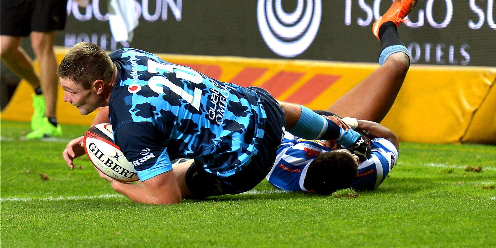 Final try at DHL Newlands for a Vodacom Bulls player? Marco Jansen van Vuren dotting down.