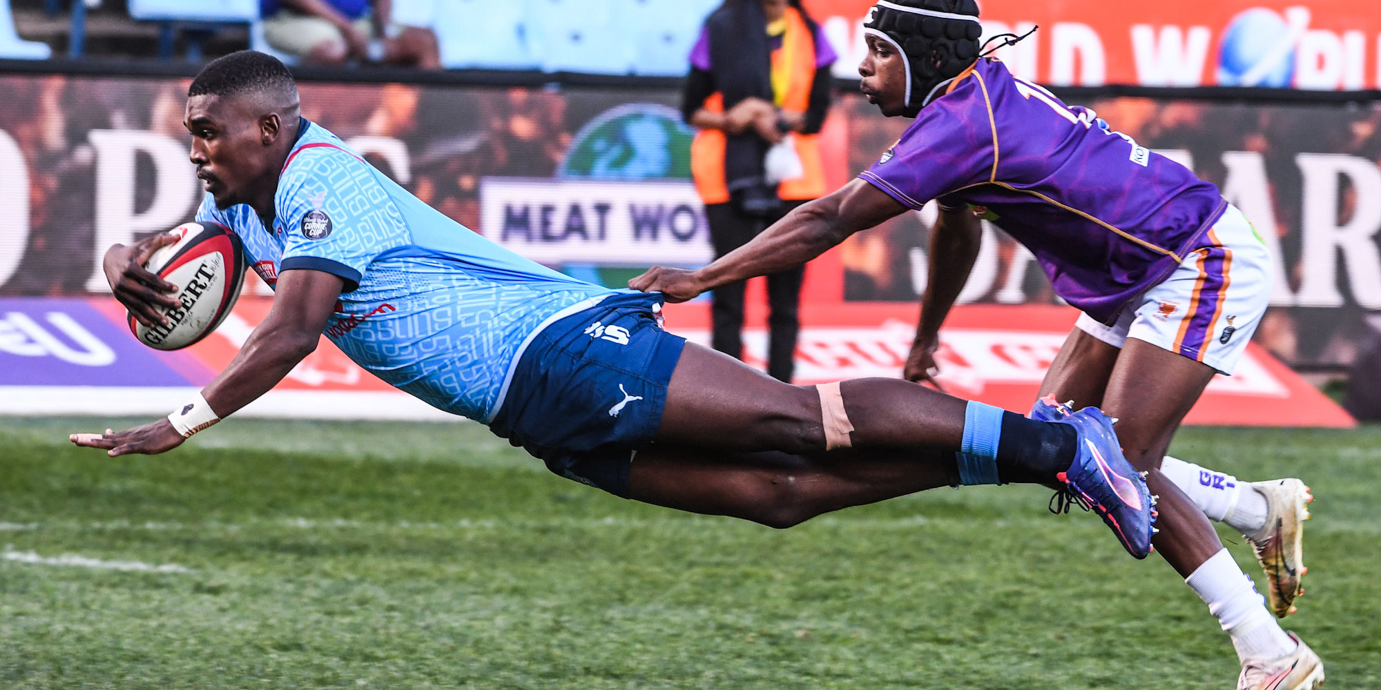 Sibongile Novuka scored two of the Vodacom Bulls' nine tries against the NovaVit Griffons.