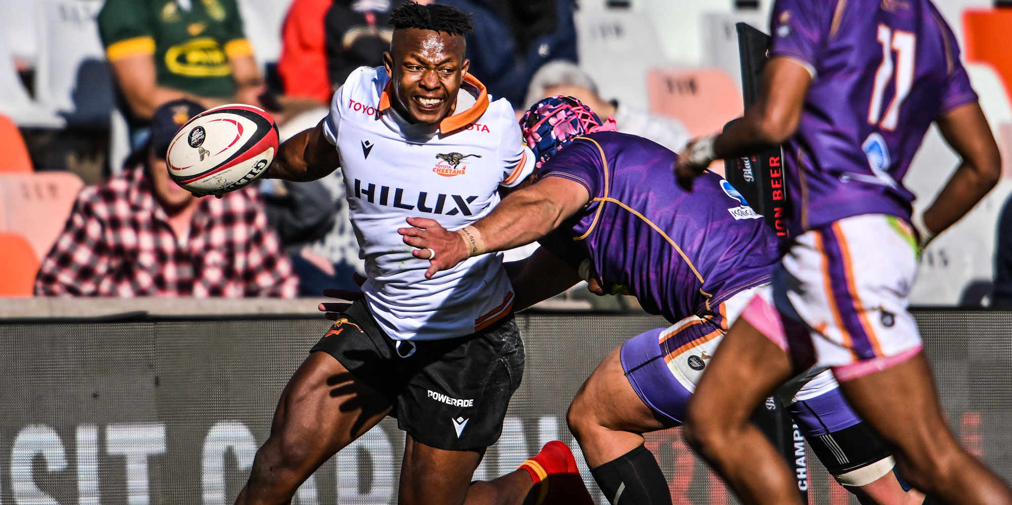 Sbu Nkosi scored a try for his new province, the Toyota Cheetahs, in their big win on Saturday.